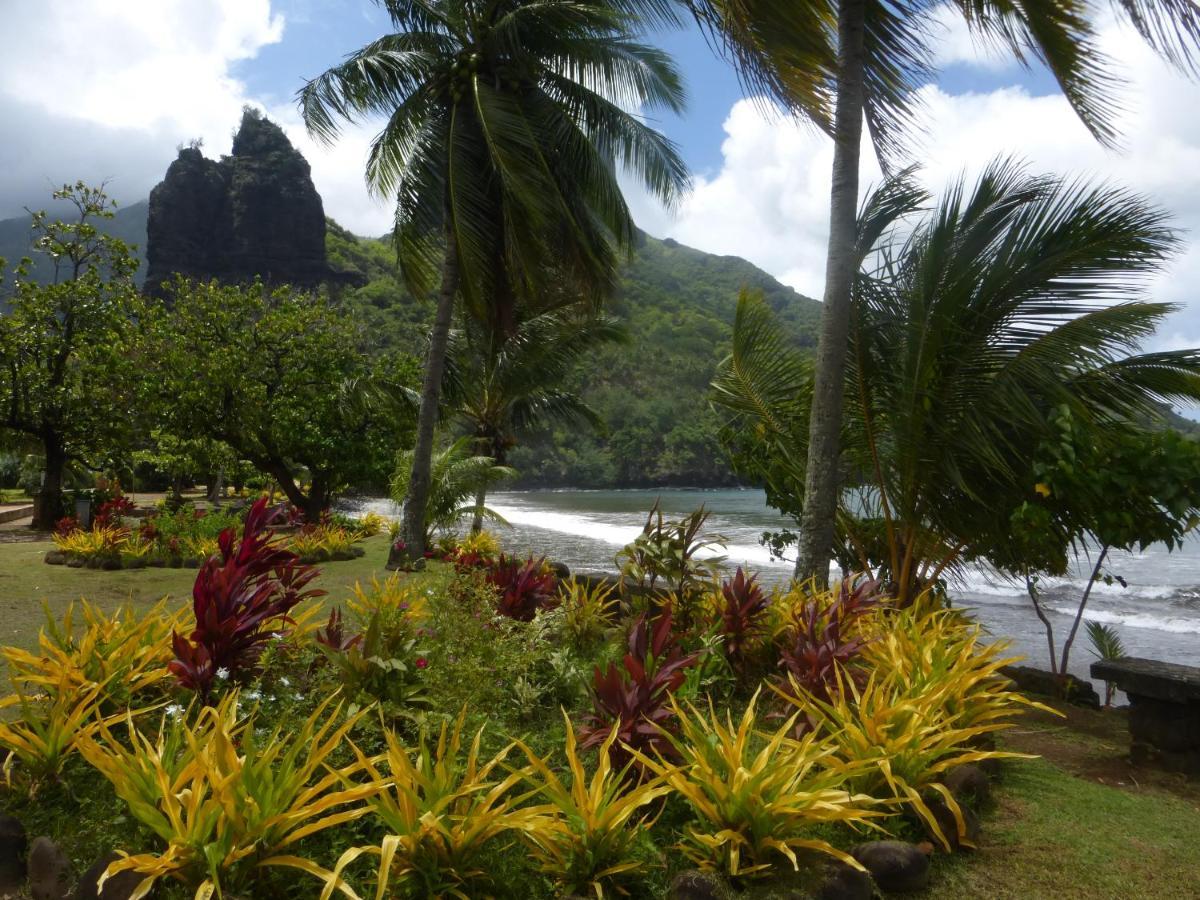 Hotel Fare Manutea à Nuku Hiva Extérieur photo